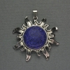 Colgante Sol Lapislázuli de 42 mm +-, longitud 48 mm +-, metal plateado