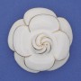 Broche Flor blanco esmalte y metal dorado 45 mm+