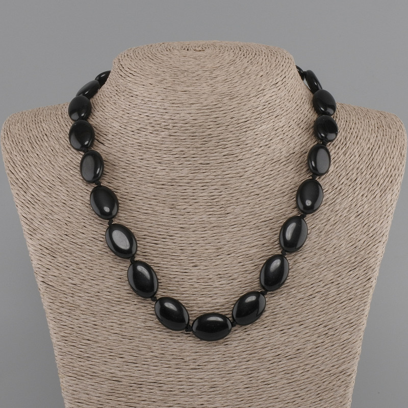 Collar de ágata oval 18x13 mm, 45 cm con cierre