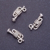 Colgante tubular de metal, color plata, 17×8 mm, Ø1,5 mm, presentación 20 g ± 27 piezas
