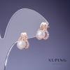 Pendientes Xuping «Corazones» 12×12 mm con perla Mallorca, baño de oro 18K