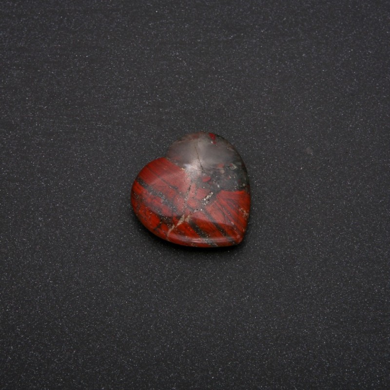 Piedra de jaspe en forma de corazón 30x30x10 mm