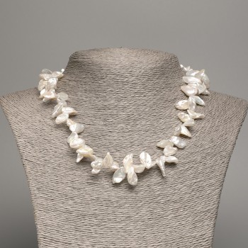 Collar de perlas barrocas naturales con tono «gasolina» «Mariposa», diámetro 11×9 mm, longitud 48 cm +