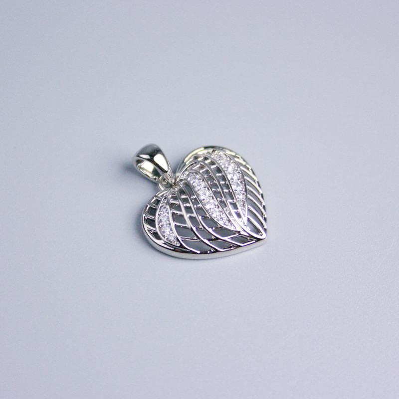Colgante Xuping Rodio Corazón con cristales blancos 15×17 mm+